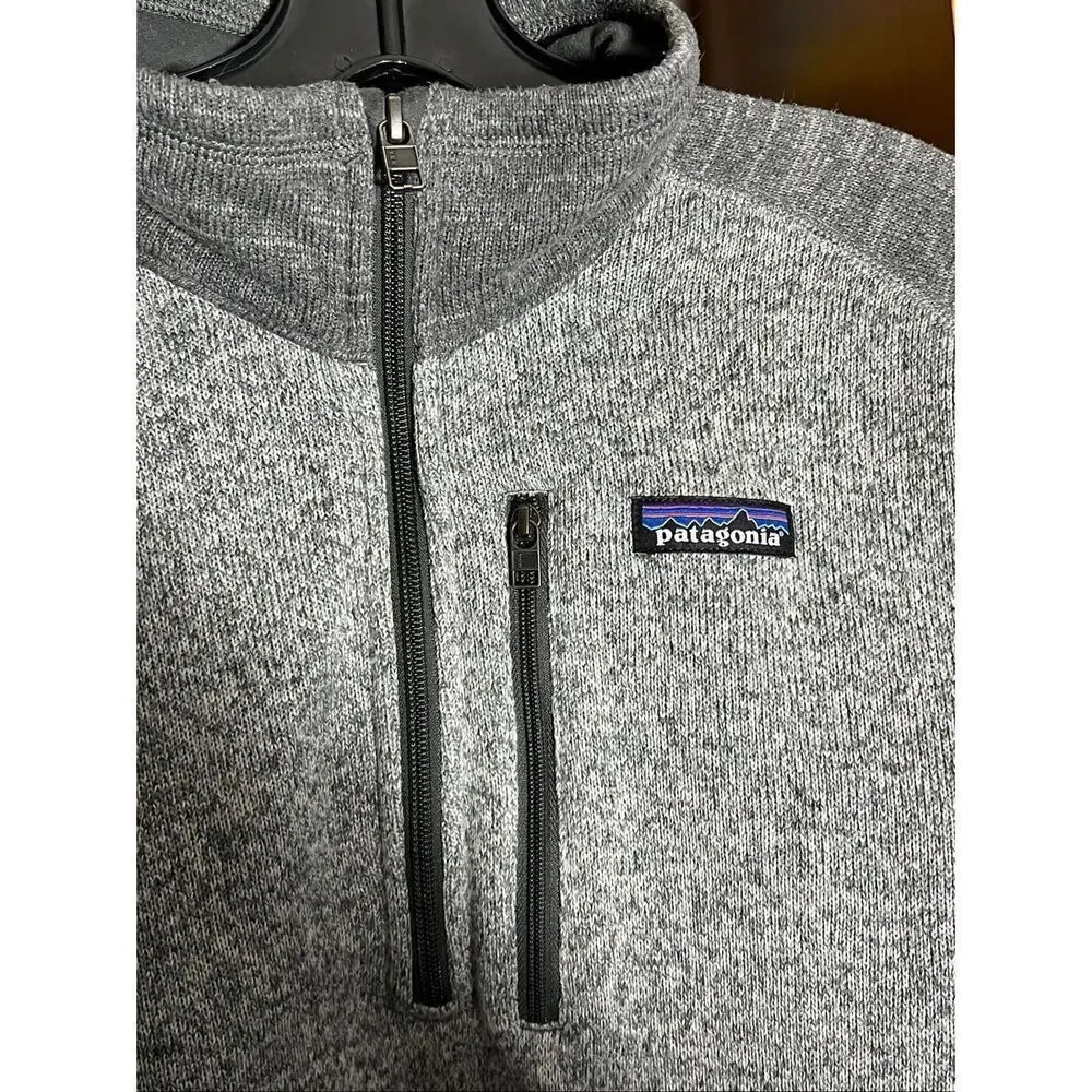 Patagonia Men’s Gray Quarter Zip 1/4 Better Sweater